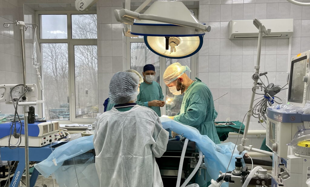 Мини-гастрошунтирование лапароскопическое 2 bar 12